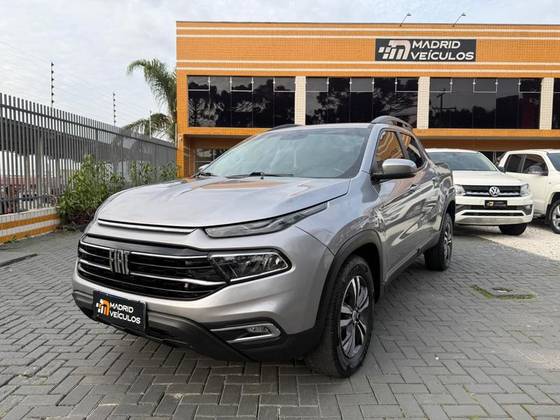 FIAT TORO 2.0 16V TURBO DIESEL FREEDOM 4WD AT9 FIAT TORO 2.0 16V TURBO DIESEL FREEDOM 4WD AT9